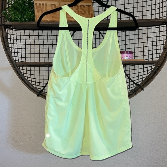 Lululemon Lightened Up Singlet - Picture 5 of 13